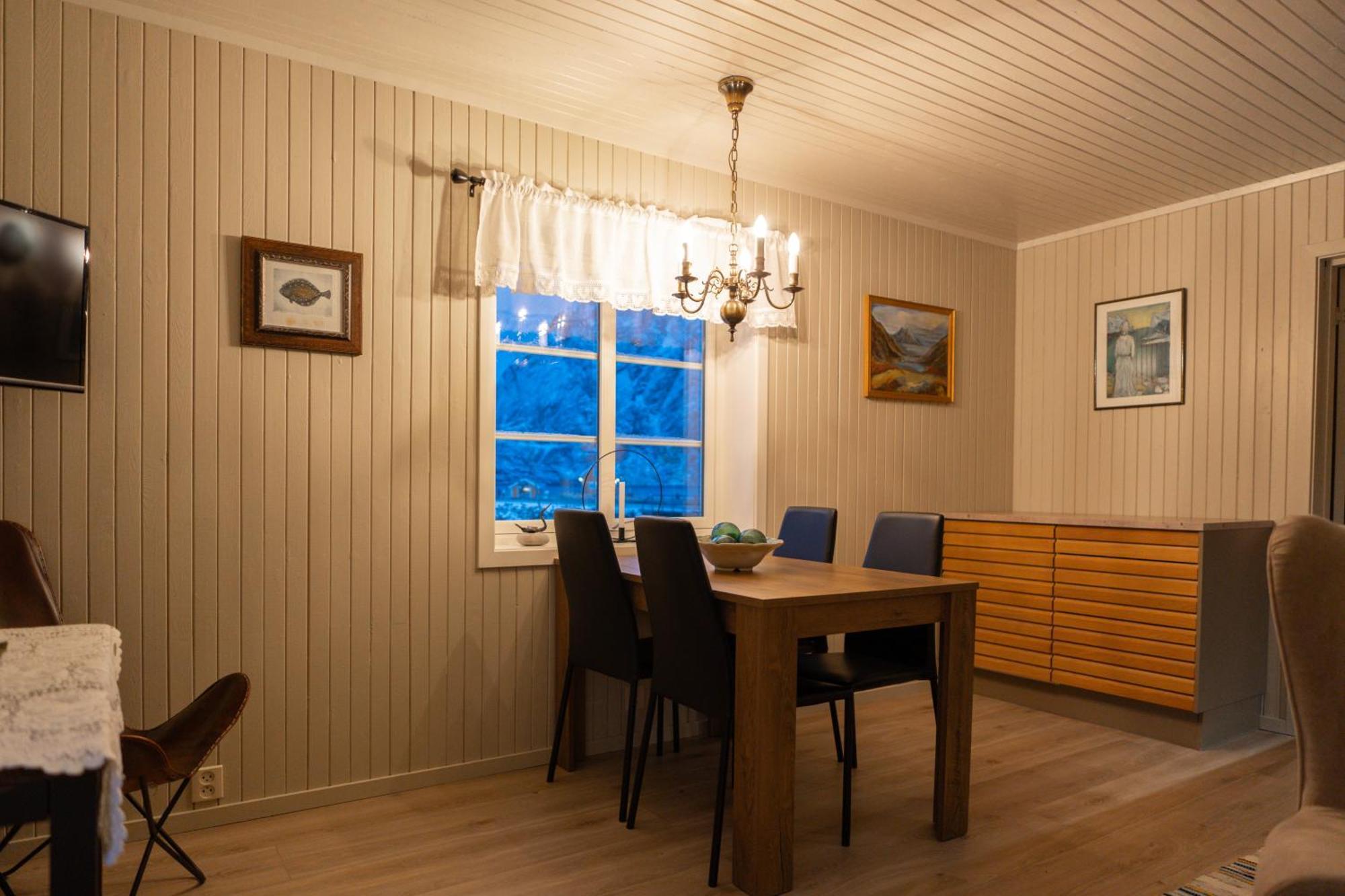 Anitas Living Rooms - Easy & Cosy Reine Buitenkant foto